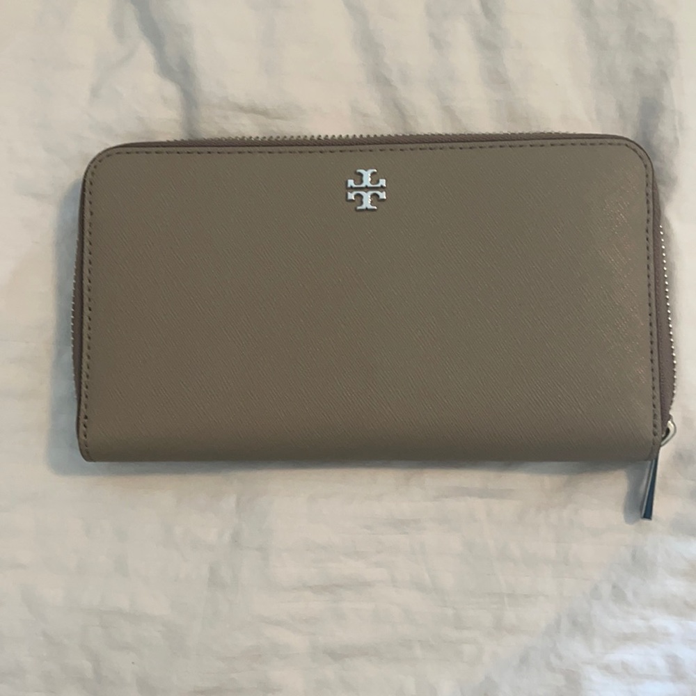 Tory Burch Wallet